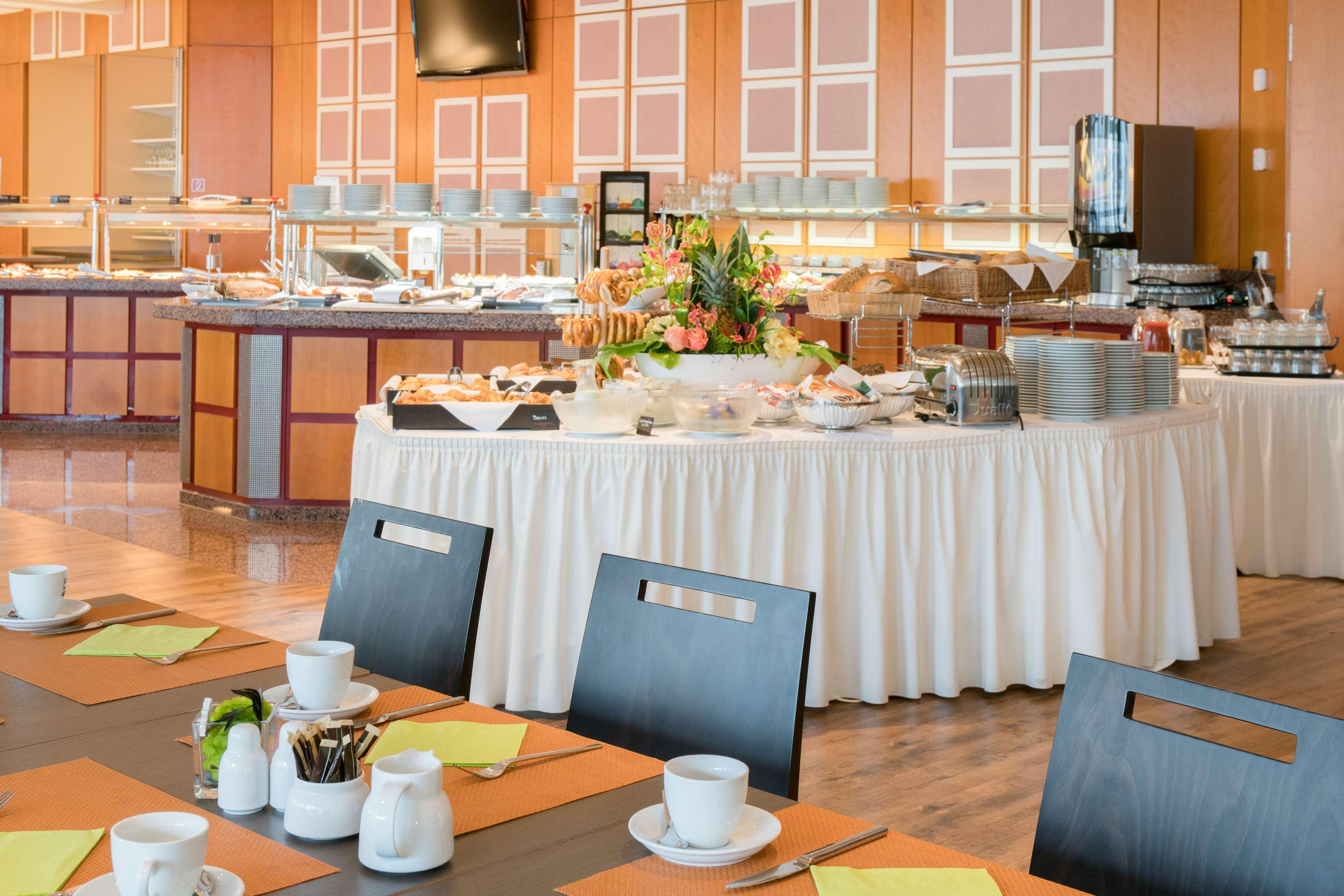 Best Western Plus Hotel Am Schlossberg เนือร์ทิงเงิน ภายนอก รูปภาพ