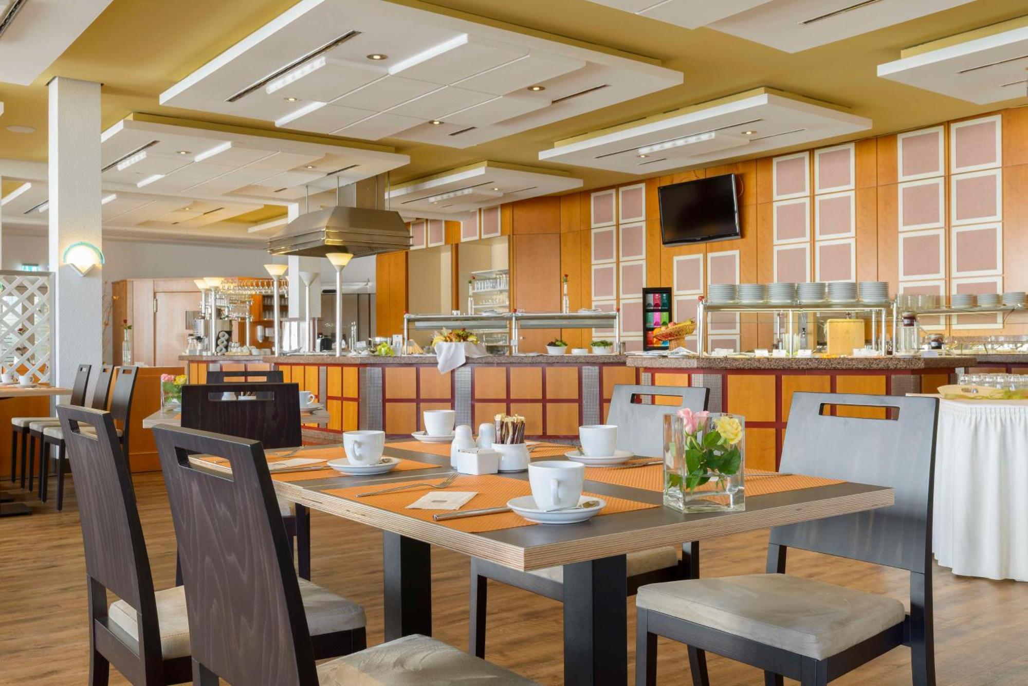 Best Western Plus Hotel Am Schlossberg เนือร์ทิงเงิน ภายนอก รูปภาพ