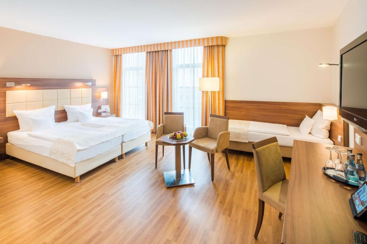 Best Western Plus Hotel Am Schlossberg เนือร์ทิงเงิน ภายนอก รูปภาพ